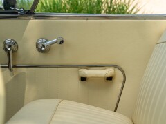 Studebaker CHAMPION REGAL DELUXE CABRIOLET 